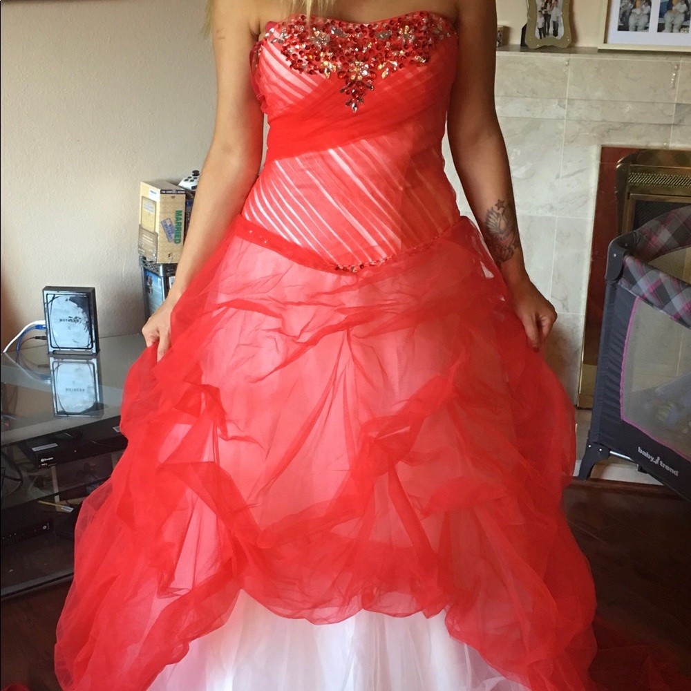 Red & white wedding or Quince dress